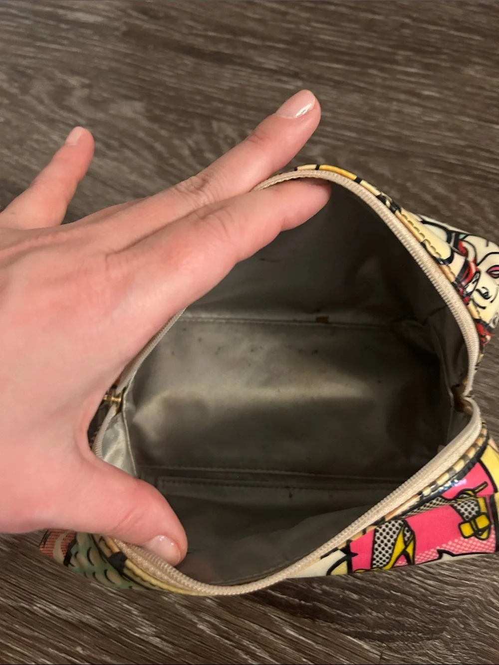Kate Spade Pop Art Cosmetic Case
